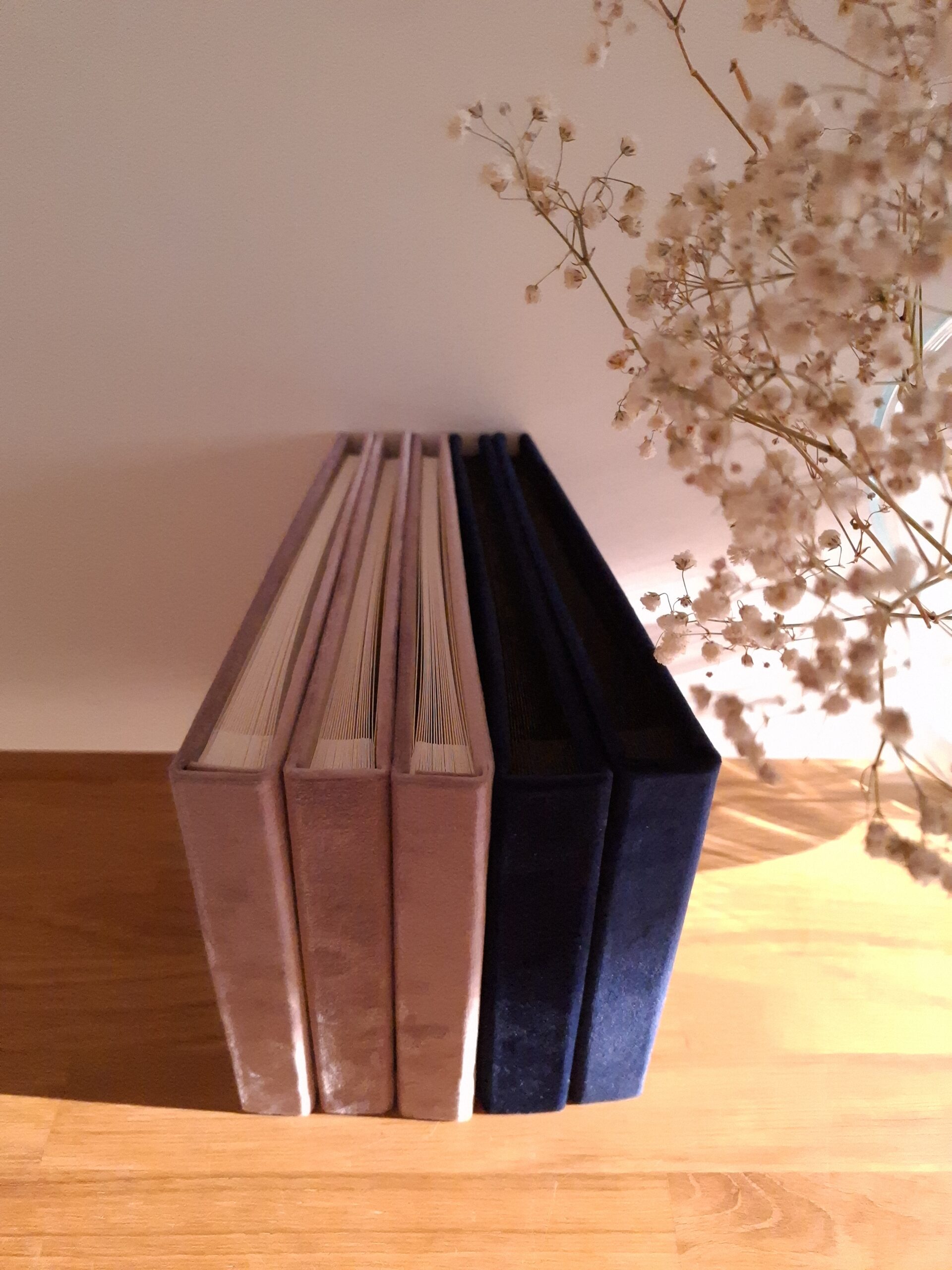 Outlet mały album na zdjęcia - welurowy | granatowy - obrazek 4